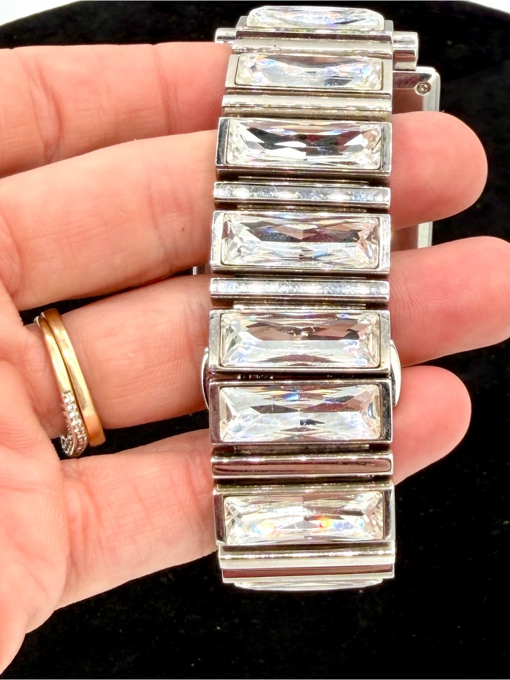 Michael Kors MK-5728 Women's Silver Crystal Pave Square Watch (Dead Battery) - Picture 6 of 15